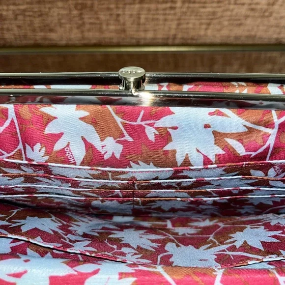 HOBO Metallic Silver Shoulder Bag - Picture 4 of 5